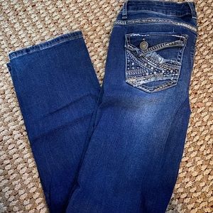 Maurices jeans